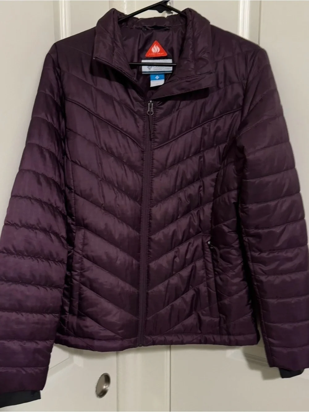 Columbia Women's Plum Quilted Puffer Jacket - Picture 4 of 8